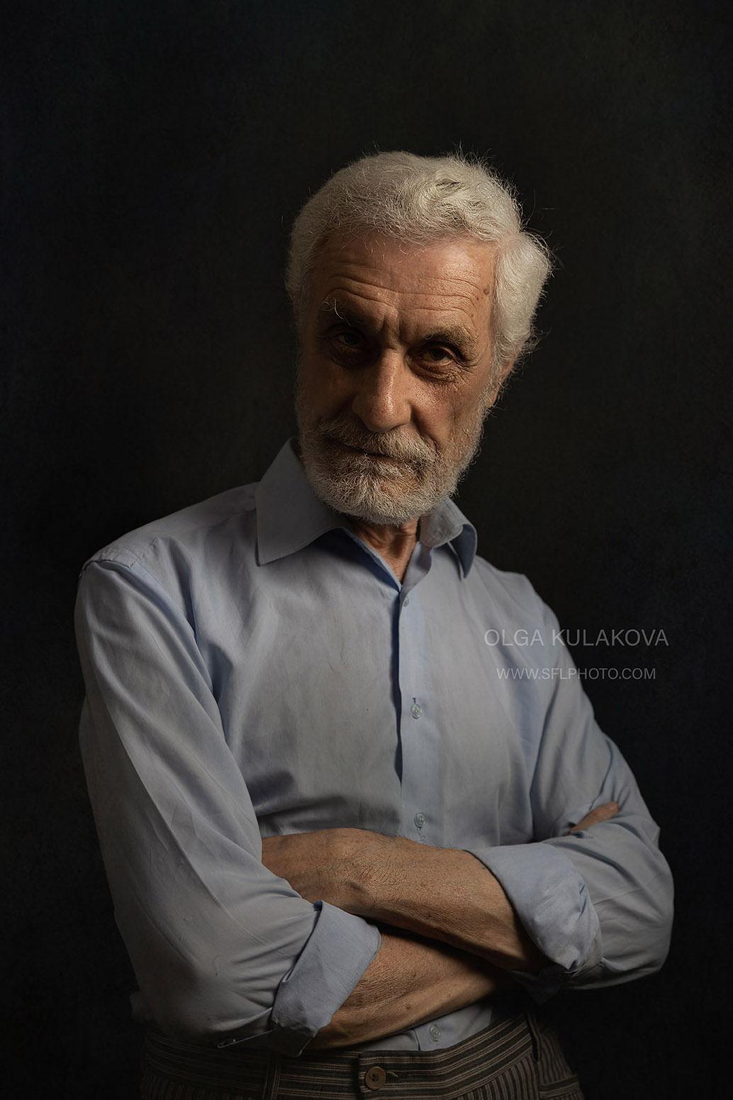 Old man portrait with one flash light